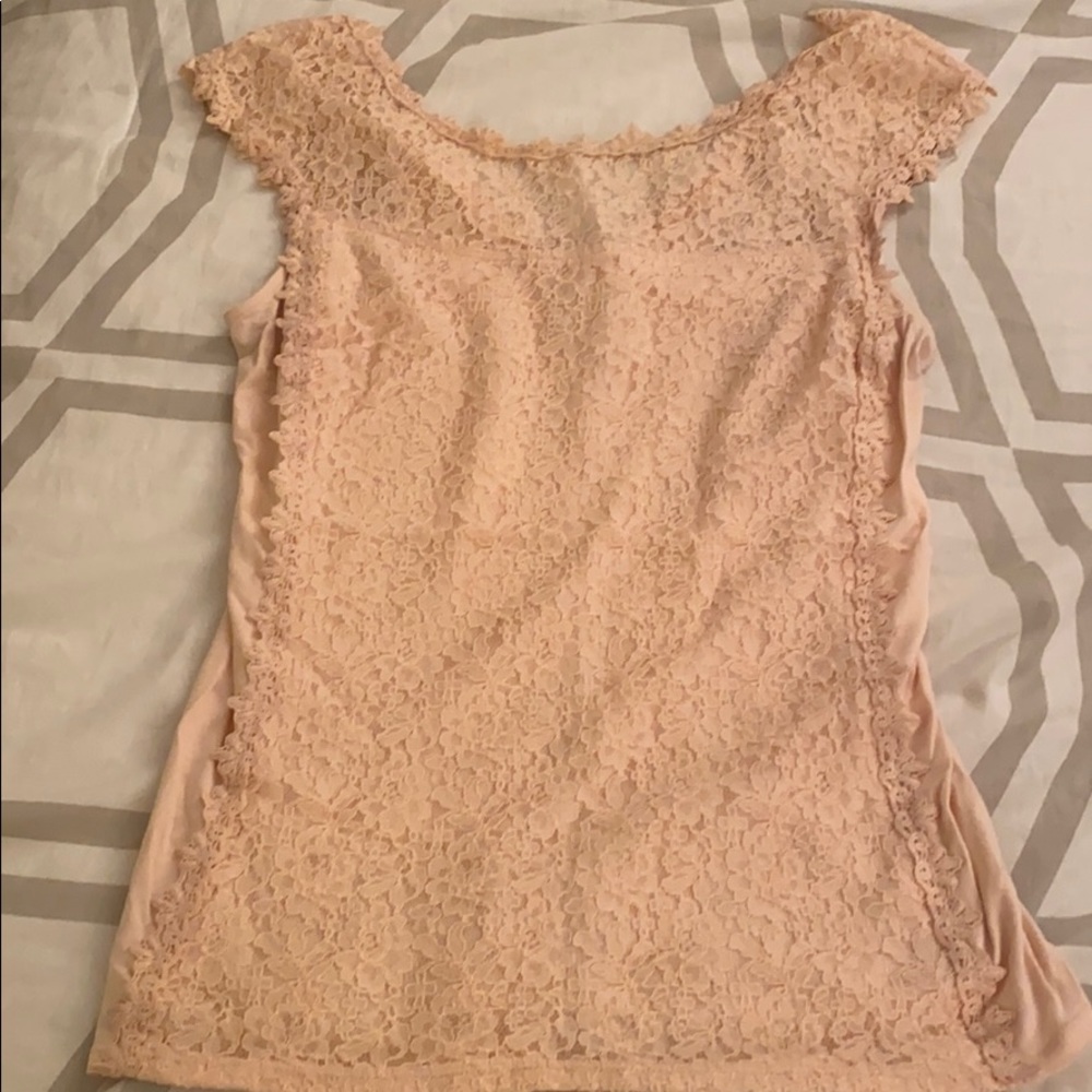 Pretty lace Express top!